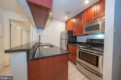 1726 Wallace Street #101, Philadelphia, PA 19130 - Photo 5