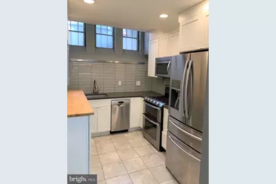 2018 Waverly Street, Philadelphia, PA 19146 - Photo 3