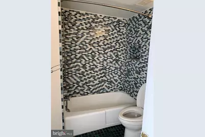 2018 Waverly Street, Philadelphia, PA 19146 - Photo 19