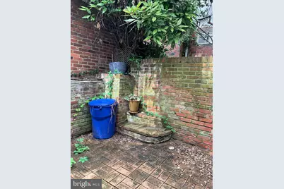 2018 Waverly Street, Philadelphia, PA 19146 - Photo 9