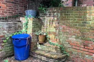 2018 Waverly St, Philadelphia, PA 19146 - Photo 9