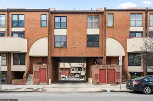 214 N 22nd St, Philadelphia, PA 19103 - Photo 27