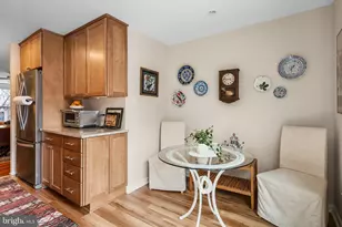 214 N 22nd St, Philadelphia, PA 19103 - Photo 13