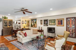 214 N 22nd St, Philadelphia, PA 19103 - Photo 3