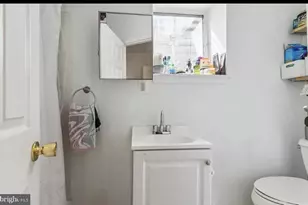 2606 W Girard Ave, Philadelphia, PA 19130 - Photo 21