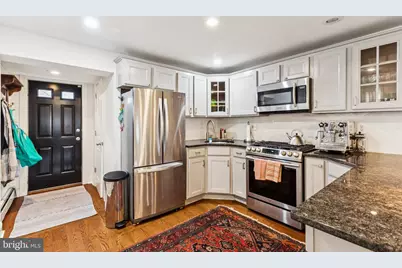 2431 Christian Street, Philadelphia, PA 19146 - Photo 15