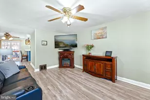 7909 Ditman St, Philadelphia, PA 19136 - Photo 9