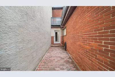 512 S 4th Street #1ST FL, Philadelphia, PA 19147 - Photo 25