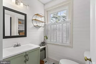 712 Hendren St, Philadelphia, PA 19128 - Photo 17