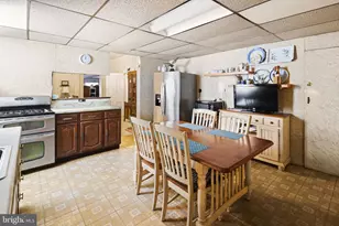 244 Hermitage St, Philadelphia, PA 19127 - Photo 3