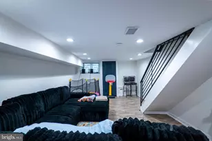 1939 S 21st St, Philadelphia, PA 19145 - Photo 17