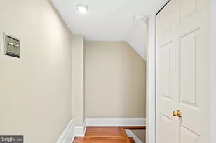 1008 Spruce St, Philadelphia, PA 19107 - Photo 11