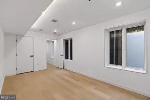 1923 Manning St, Philadelphia, PA 19103 - Photo 37