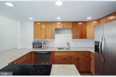 1100 S Broad Street #106A, Philadelphia, PA 19146 - Photo 5