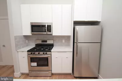 220 S 3rd Street #203, Philadelphia, PA 19106 - Photo 5