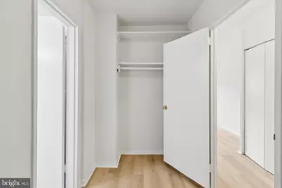 2101 Chestnut Street #324, Philadelphia, PA 19103 - Photo 11