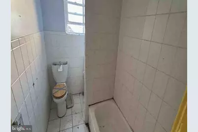 838 Snyder Avenue, Philadelphia, PA 19148 - Photo 9