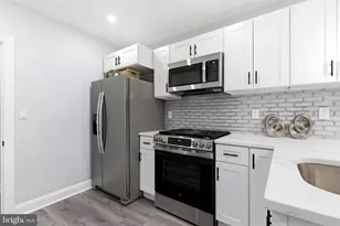 2644 N Myrtlewood St, Philadelphia, PA 19132 - Photo 17