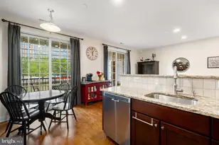 407 Regatta Dr, Philadelphia, PA 19146 - Photo 17