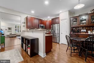 407 Regatta Dr, Philadelphia, PA 19146 - Photo 9