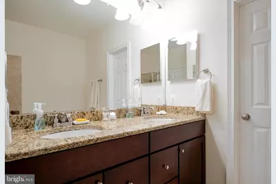 407 Regatta Drive, Philadelphia, PA 19146 - Photo 29