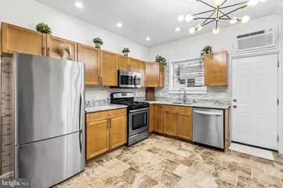 2335 S Chadwick Street, Philadelphia, PA 19145 - Photo 7