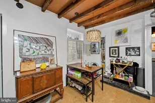 9 Bristow Pl, Philadelphia, PA 19123 - Photo 3