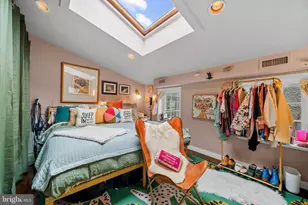 9 Bristow Pl, Philadelphia, PA 19123 - Photo 11