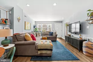 1227 Latona St, Philadelphia, PA 19147 - Photo 9