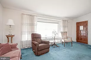 8828 Fairfield St, Philadelphia, PA 19152 - Photo 7