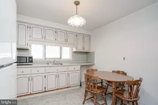 8828 Fairfield St, Philadelphia, PA 19152 - Photo 13