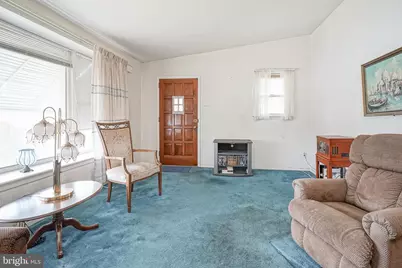 8828 Fairfield Street, Philadelphia, PA 19152 - Photo 5