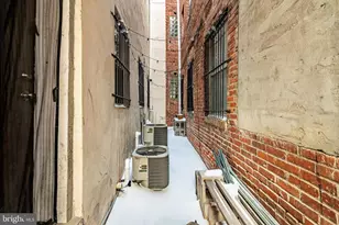 1815 Bainbridge St, Philadelphia, PA 19146 - Photo 19