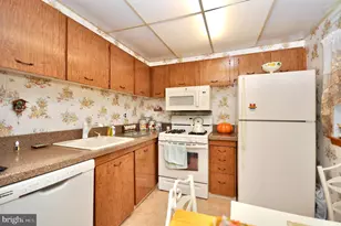 3539 Oakhill Rd, Philadelphia, PA 19154 - Photo 3