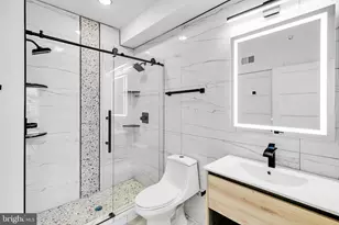 1617 Brown St, Philadelphia, PA 19130 - Photo 11