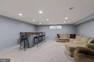 1605 Strahle St, Philadelphia, PA 19152 - Photo 21