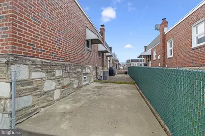 1605 Strahle Street, Philadelphia, PA 19152 - Photo 29