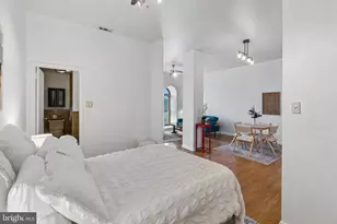 825 N 29th St, Philadelphia, PA 19130 - Photo 7