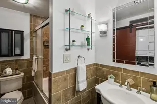 825 N 29th St, Philadelphia, PA 19130 - Photo 13