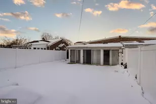 1314 Oakmont St, Philadelphia, PA 19111 - Photo 11