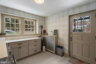 30 Summit St, Philadelphia, PA 19118 - Photo 19