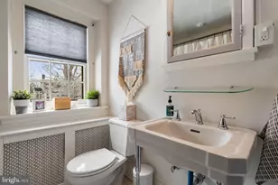 30 Summit St, Philadelphia, PA 19118 - Photo 65