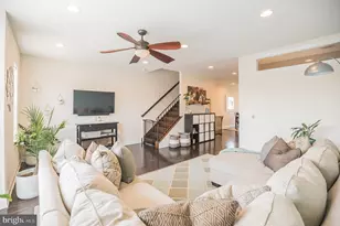 534 Green Ln, Philadelphia, PA 19128 - Photo 39