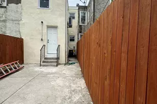 2539 N Marshall St, Philadelphia, PA 19133 - Photo 19