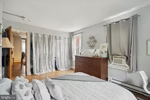 3215 Hamilton St, Philadelphia, PA 19104 - Photo 25