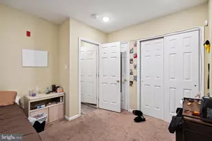 1611 N 17th St, Philadelphia, PA 19121 - Photo 15