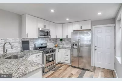 2021 W Oxford Street, Philadelphia, PA 19121 - Photo 11