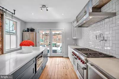 503 Fairmount Avenue, Philadelphia, PA 19123 - Photo 9
