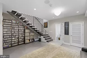 204 W Laurel St, Philadelphia, PA 19123 - Photo 11