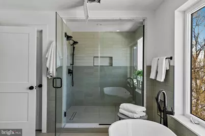 749 N Capitol Street, Philadelphia, PA 19130 - Photo 51